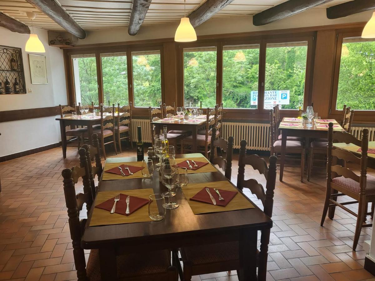 Отель Ristorante Della Stazione Тегна Экстерьер фото